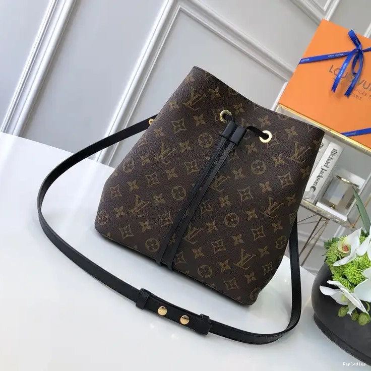 Cheap VUITTON LOUIS NÉONOÉ 0622